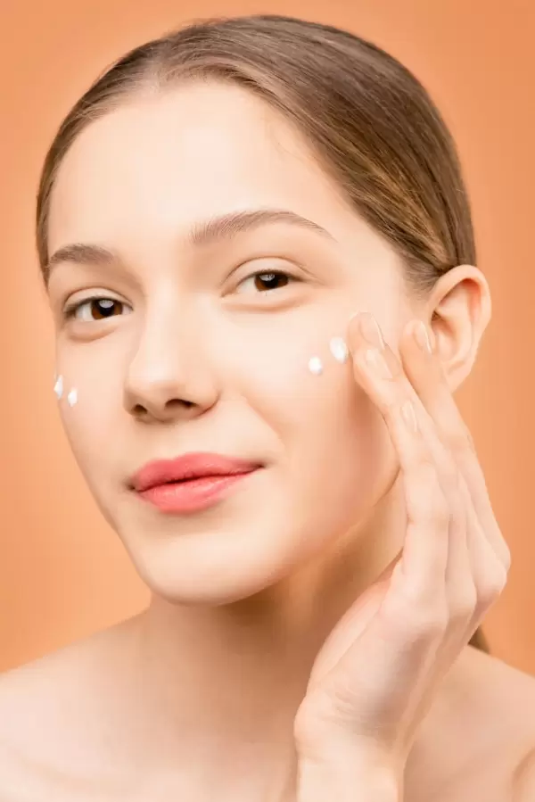 Отбеливающий эффект кофейной кислоты для кожи